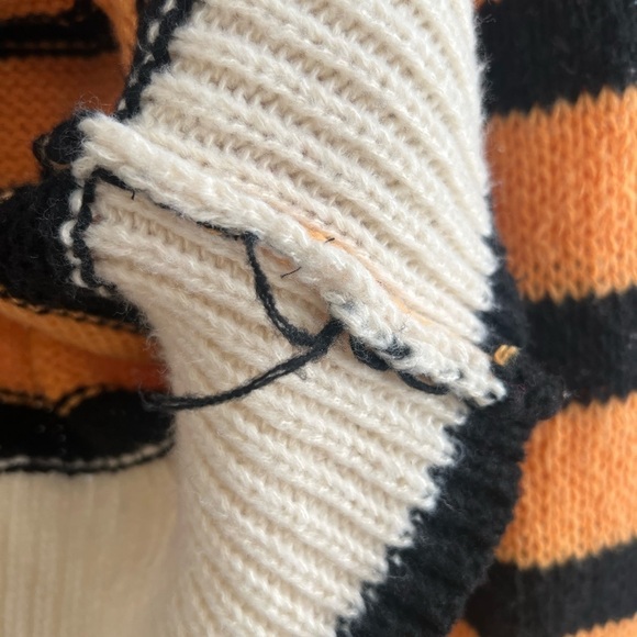 Avantlook Long Sleeve Turtleneck Sweater - Picture 10 of 11